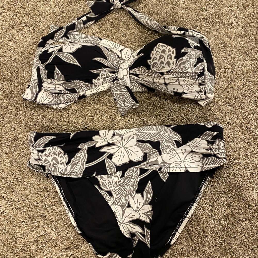 Bleu Rod Beattie Suit